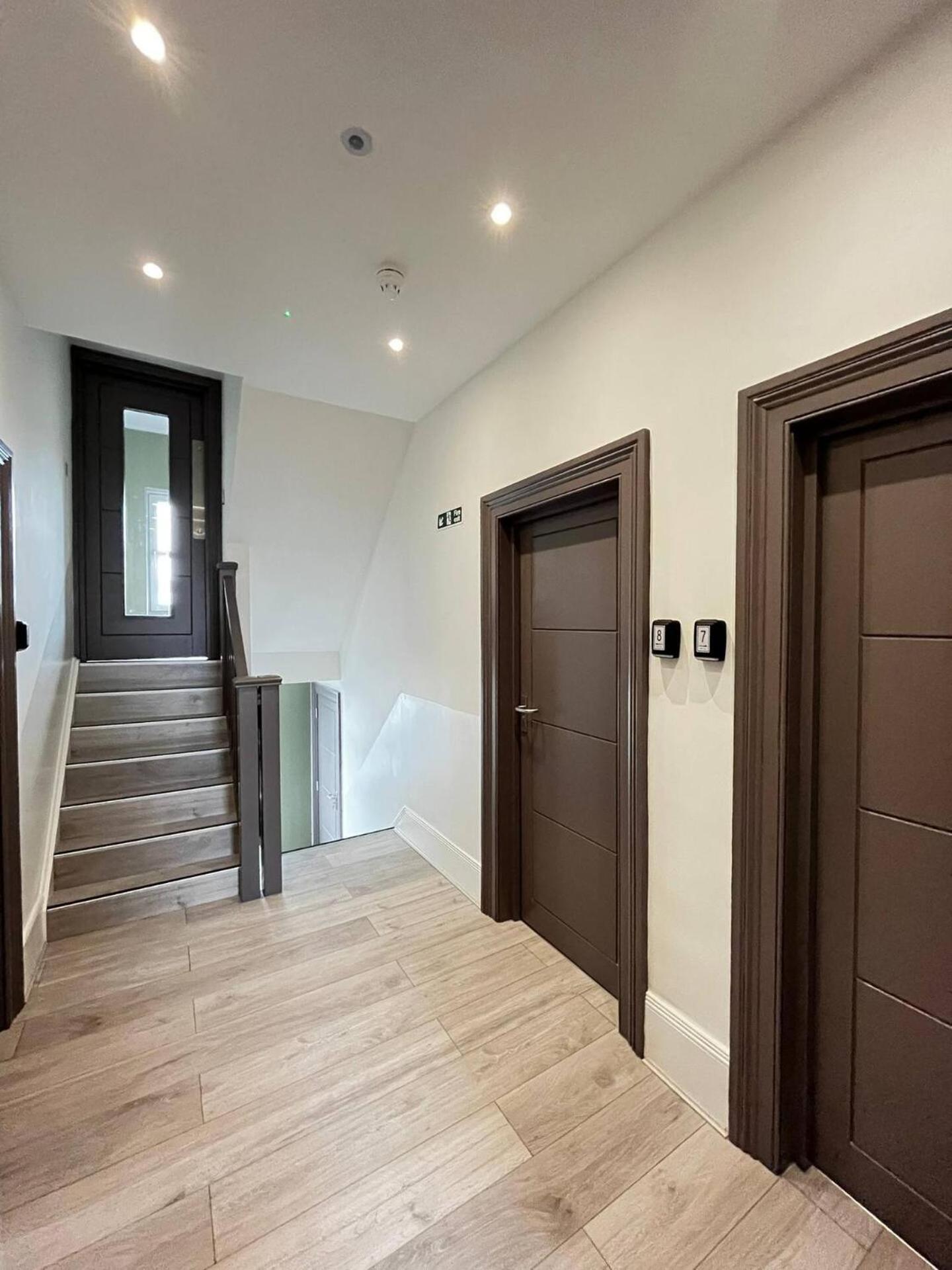 07 Beachside Beauty Steps From Cafes Apartment *